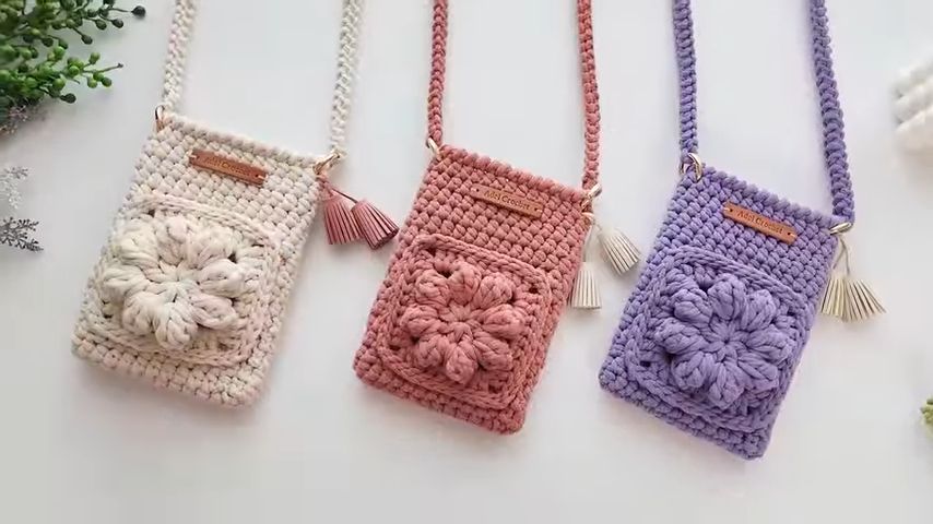 Granny Square Phone Pouch – Premier Yarns